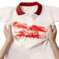 retirer-tache-sang-vetement