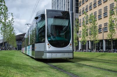 tramway-alternative-voiture